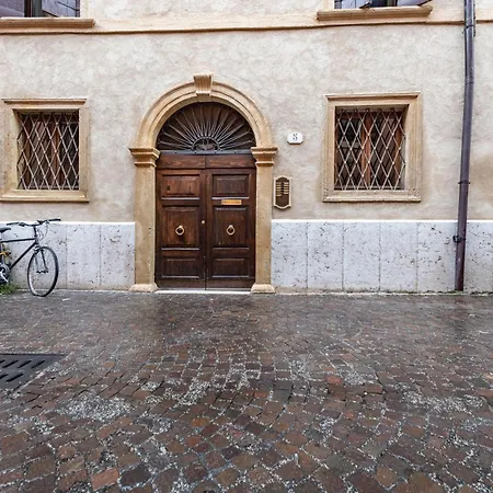 - La Dolce Apartment *
